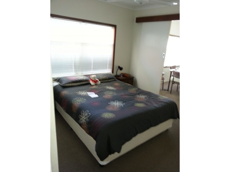 41 Island Esplande, Boyne Island QLD 4680