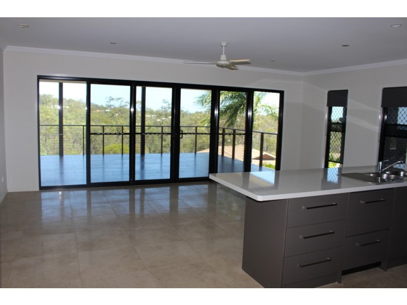 9 Bauhinia st, Boyne Island QLD 4680