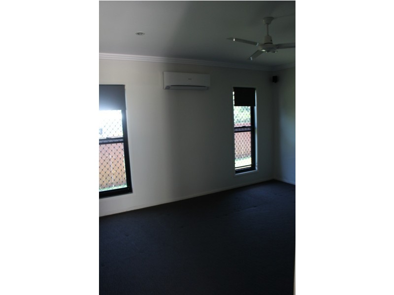 9 Bauhinia st, Boyne Island QLD 4680