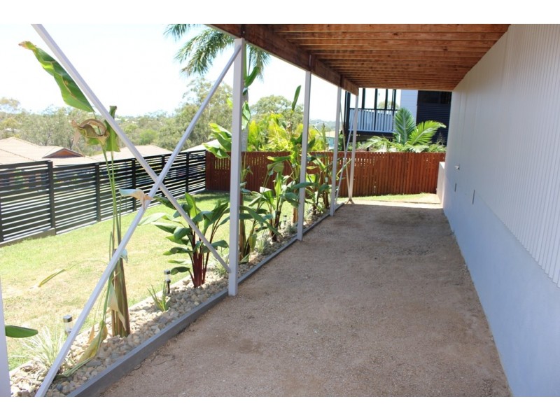 9 Bauhinia st, Boyne Island QLD 4680