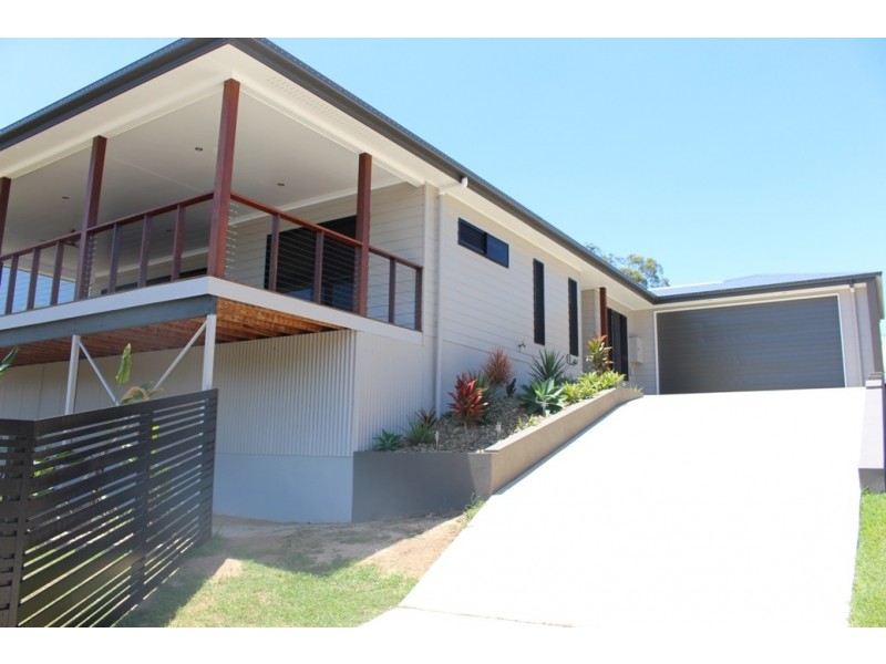 9 Bauhinia st, Boyne Island QLD 4680