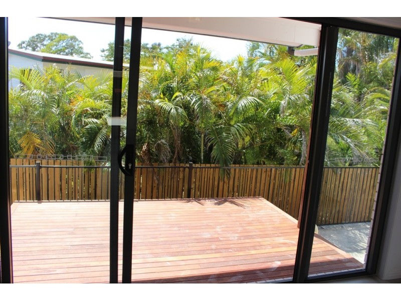 5/3 Crest avenue, Boyne Island QLD 4680