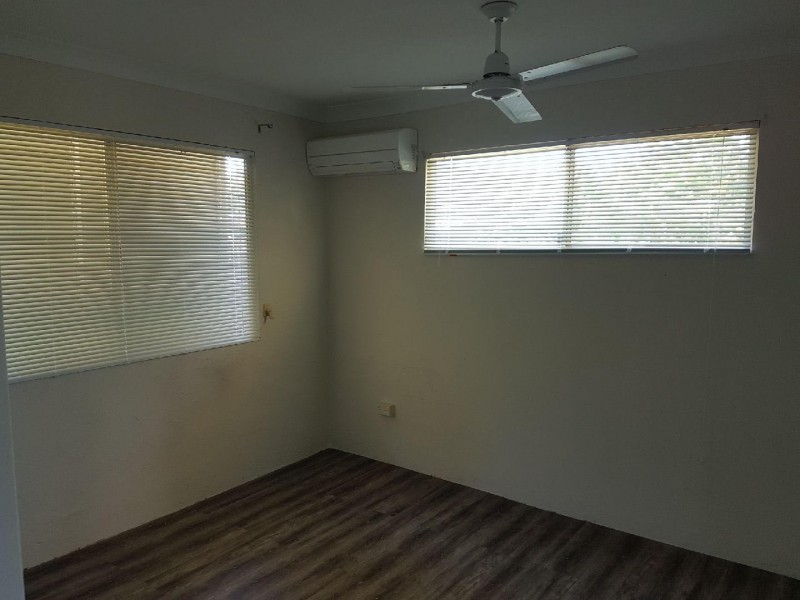 2/32 Lomandra St, Boyne Island QLD 4680