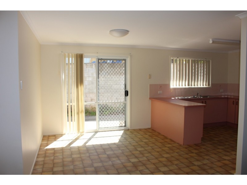 40 Pleasant Avenue, Tannum Sands QLD 4680