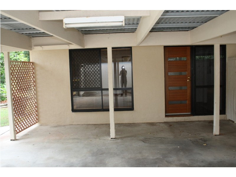 15 Alkina Crescent, Boyne Island QLD 4680