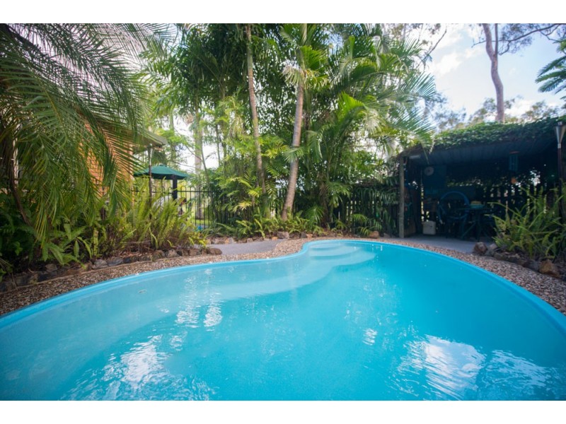 28 Helen Cres, Wurdong Heights QLD 4680