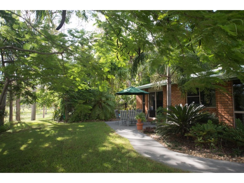 28 Helen Cres, Wurdong Heights QLD 4680