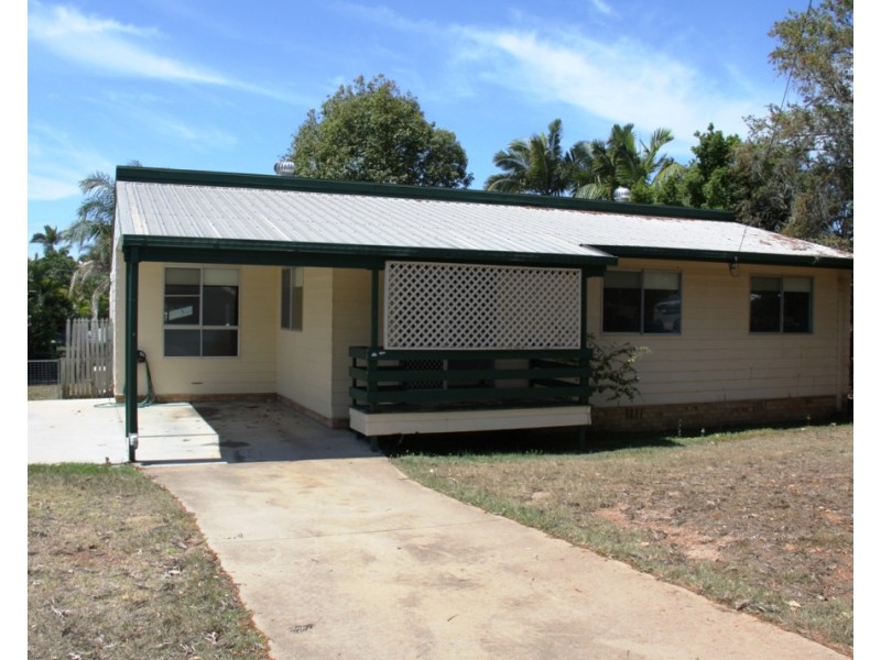 6 Hayes Avenue, Boyne Island QLD 4680