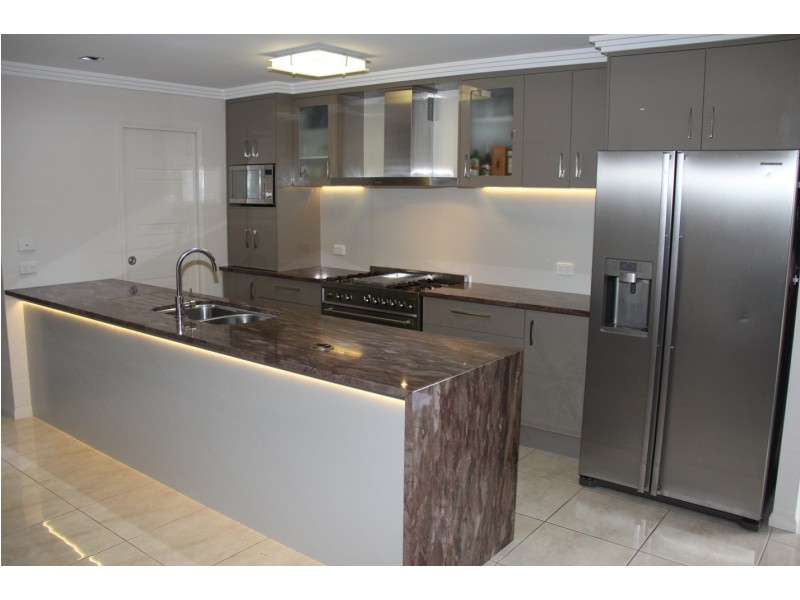 3 Wanda Drive, Boyne Island QLD 4680