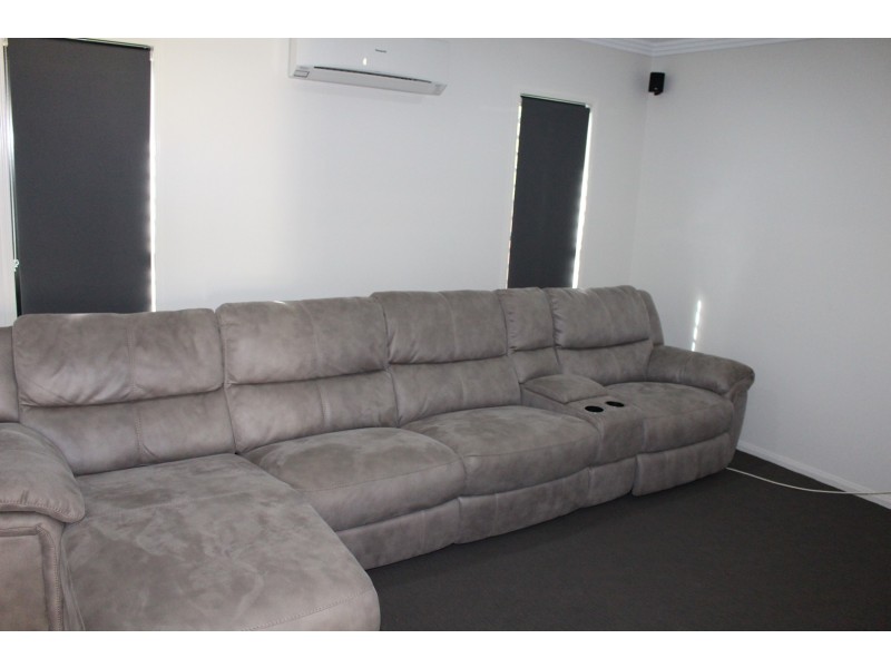 9 Bauhinia Street, Boyne Island QLD 4680