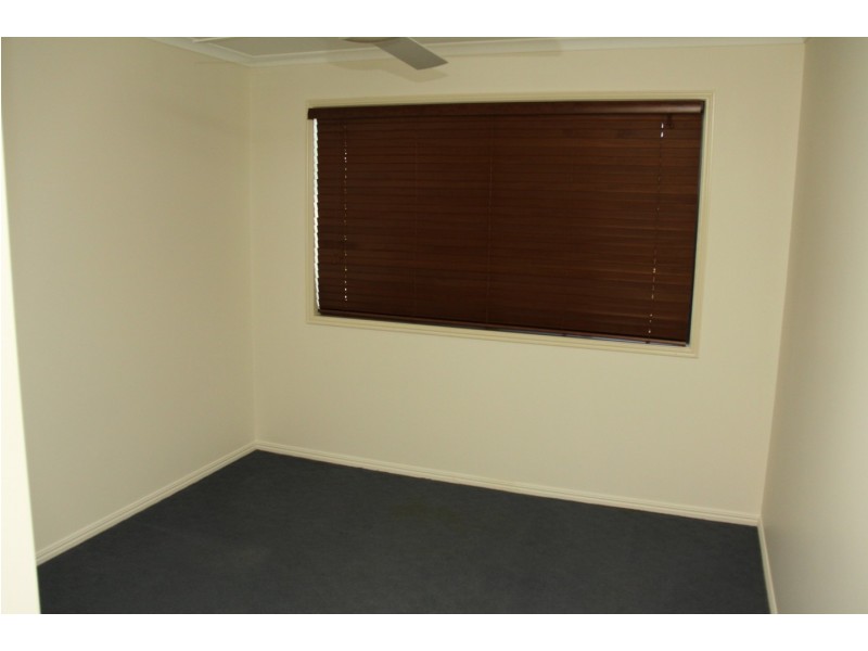 14 Golf View Drive, Boyne Island QLD 4680