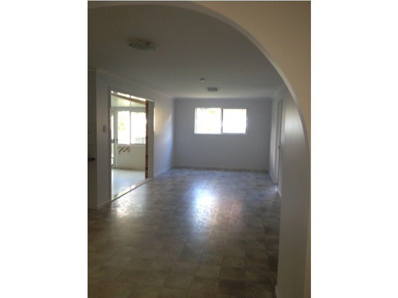 4 Graham Street, Tannum Sands QLD 4680