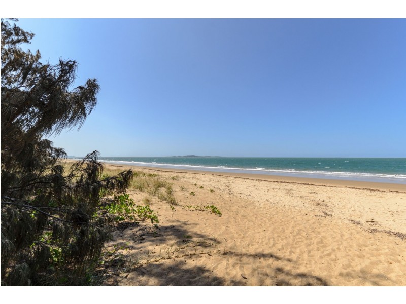6 The Oaks Road, Tannum Sands QLD 4680