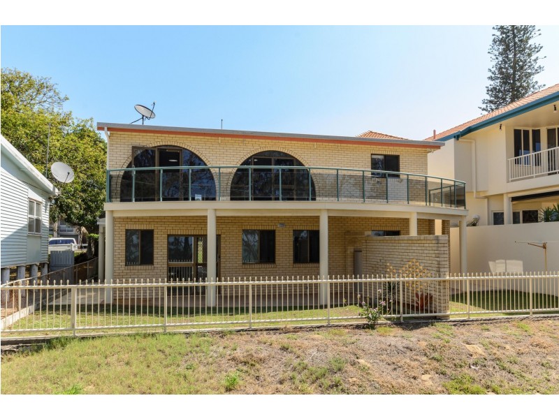 6 The Oaks Road, Tannum Sands QLD 4680