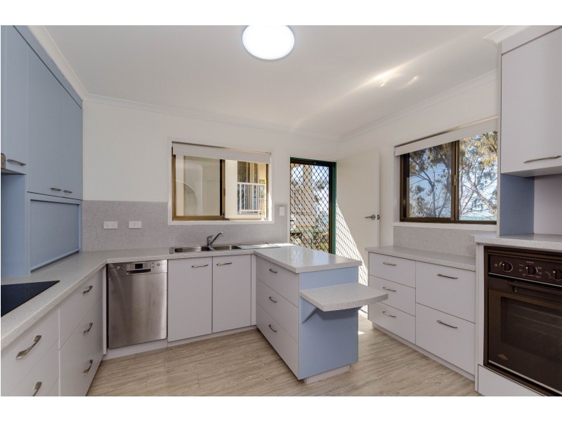 6 The Oaks Road, Tannum Sands QLD 4680