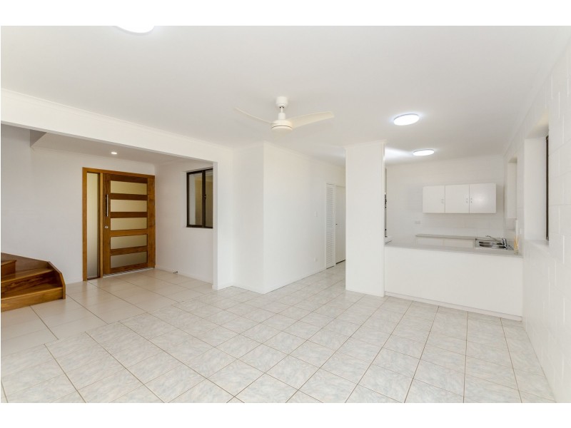 6 The Oaks Road, Tannum Sands QLD 4680