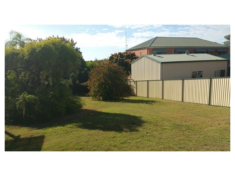 24 Bingera Street, Clinton QLD 4680
