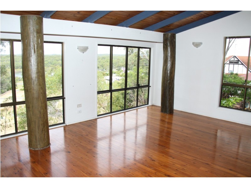 24a Sayre Crescent, Boyne Island QLD 4680