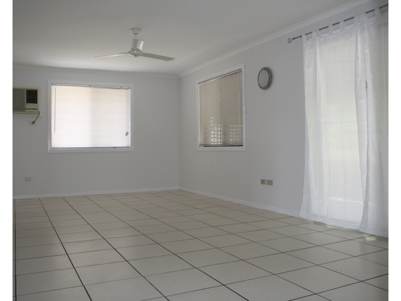 2 Chauvel Court, Boyne Island QLD 4680