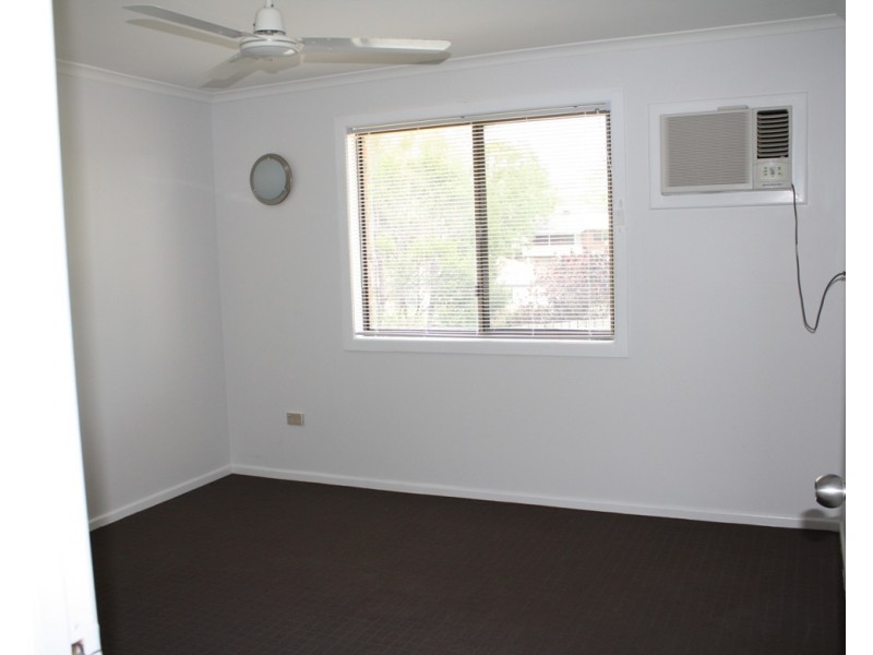 2 Chauvel Court, Boyne Island QLD 4680