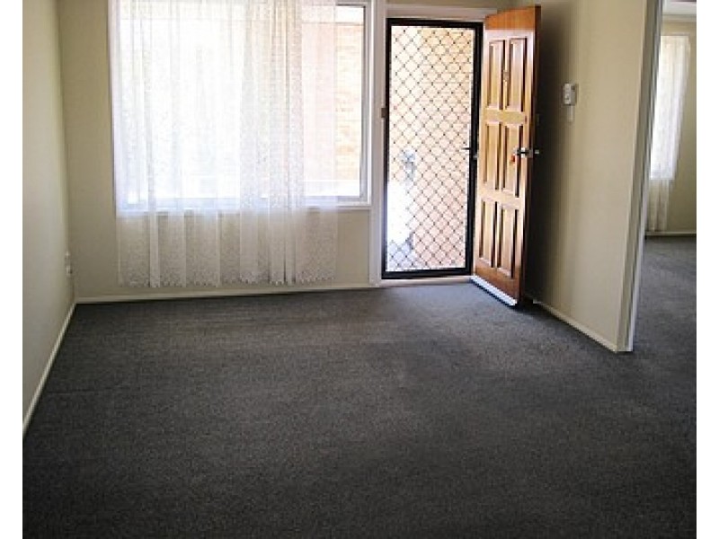 1/9 Chauvel Court, Boyne Island QLD 4680