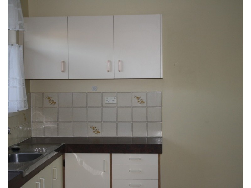 1/9 Chauvel Court, Boyne Island QLD 4680