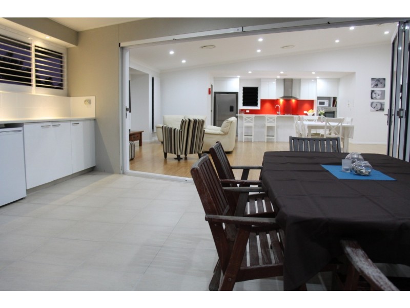 65 The Oaks Road, Tannum Sands QLD 4680