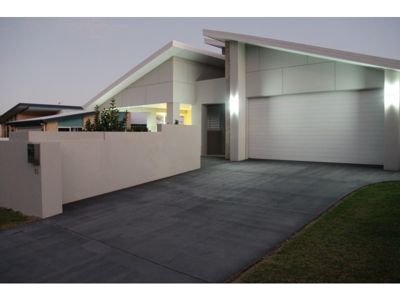65 The Oaks Road, Tannum Sands QLD 4680