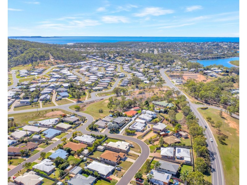 41 Golf View Drive, Boyne Island QLD 4680