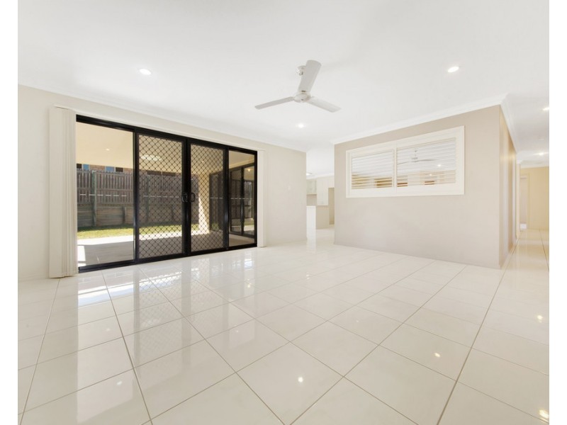 41 Golf View Drive, Boyne Island QLD 4680