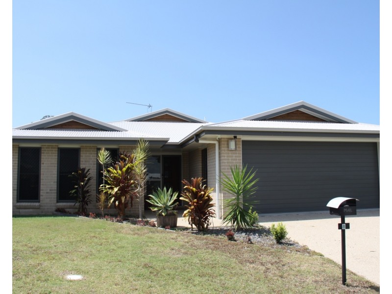 8 Valley way, Boyne Island QLD 4680