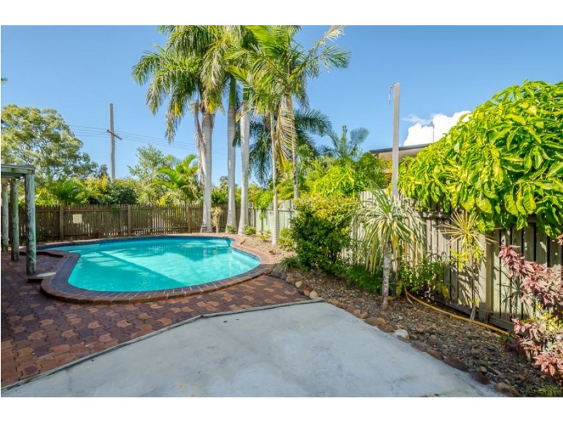 109 tarcoola, Boyne Island QLD 4680