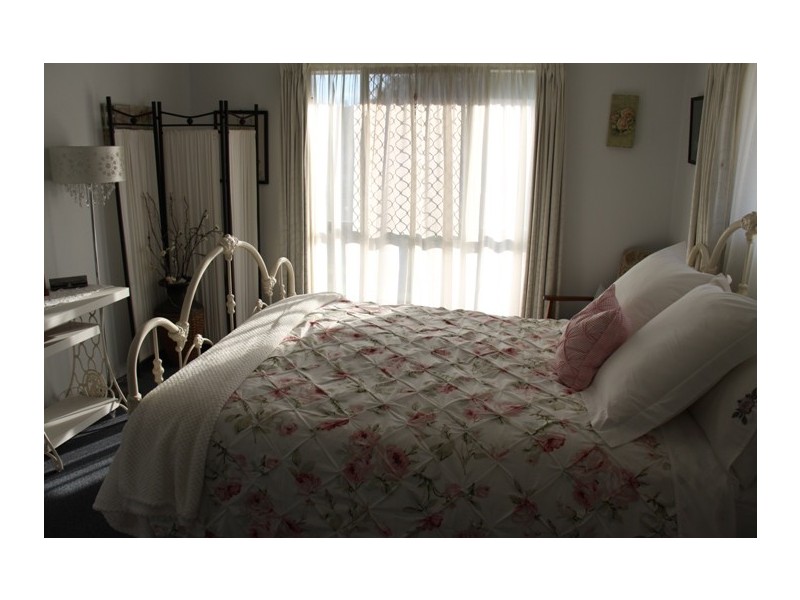 25 Bauhinia st, Boyne Island QLD 4680