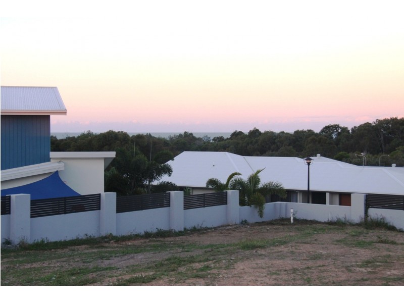 4 Stoney Court, Tannum Sands QLD 4680