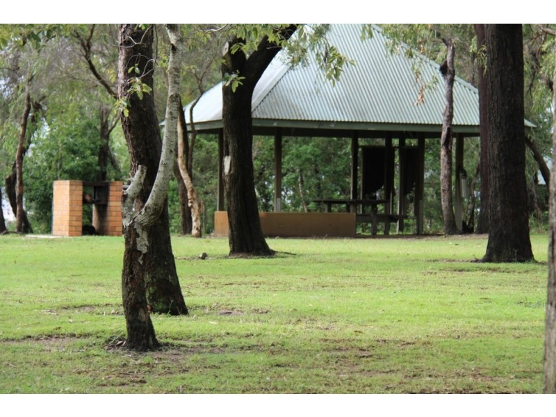 4 Stoney Court, Tannum Sands QLD 4680