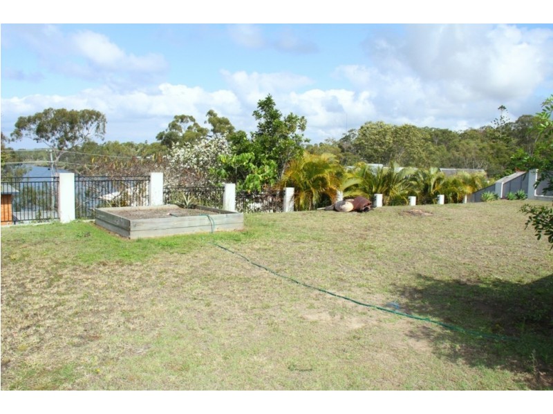 15 Richard Street, Boyne Island QLD 4680