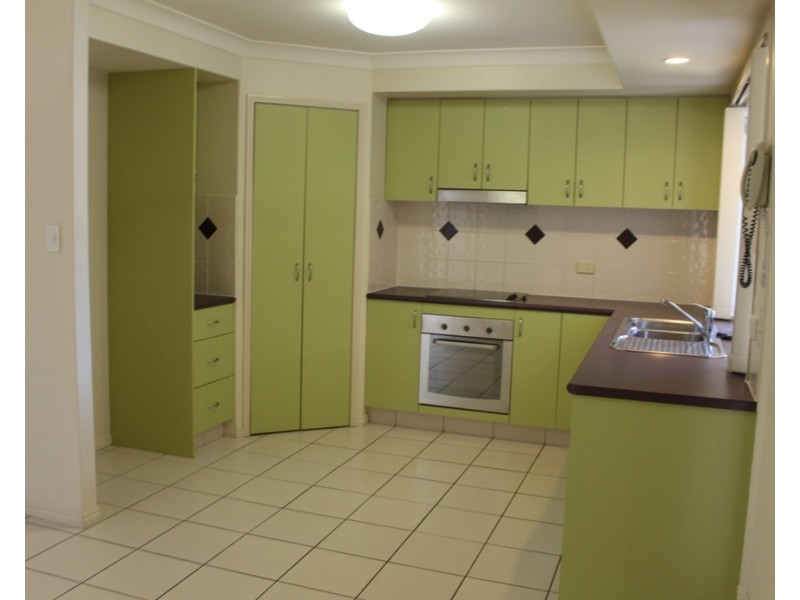 5 Stitt Close, Glen Eden QLD 4680
