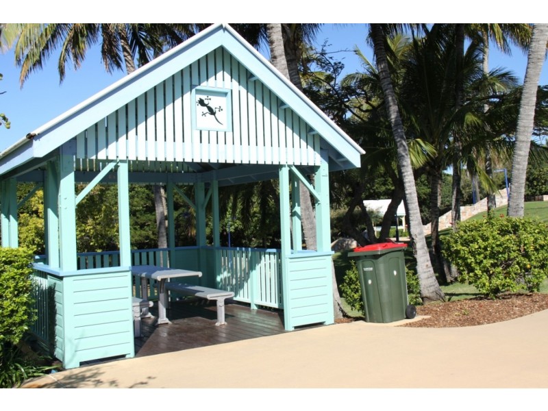 13 Groper Street, Tannum Sands QLD 4680