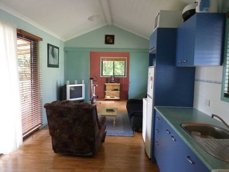 3 Alpine Ave, Boyne Island QLD 4680