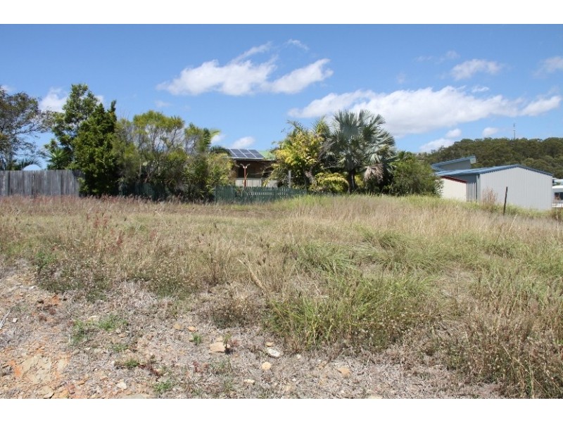 6 Danielle Court, Boyne Island QLD 4680