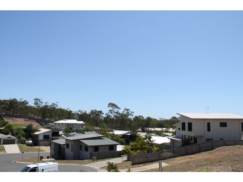 6 Danielle Court, Boyne Island QLD 4680