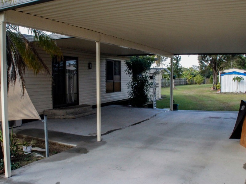 6 Kent Street, Bororen QLD 4678
