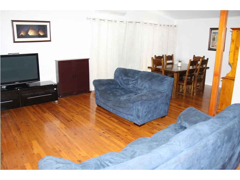 25 Winnecke Road, Tannum Sands QLD 4680