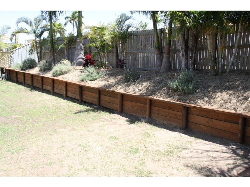 25 Winnecke Road, Tannum Sands QLD 4680