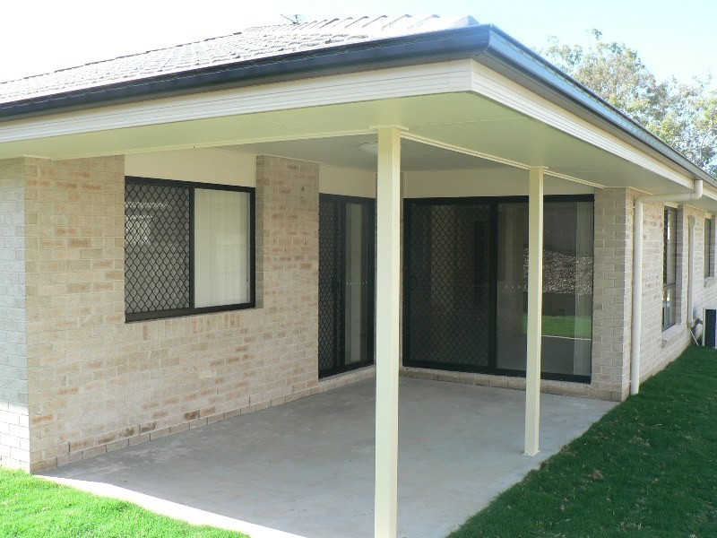 54 Bauhinia Street, Boyne Island QLD 4680