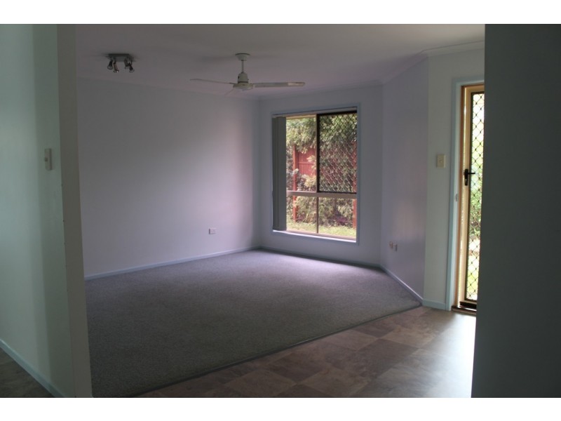 2/44 Lomandra Street, Boyne Island QLD 4680