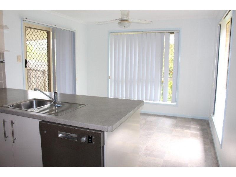 2/44 Lomandra Street, Boyne Island QLD 4680