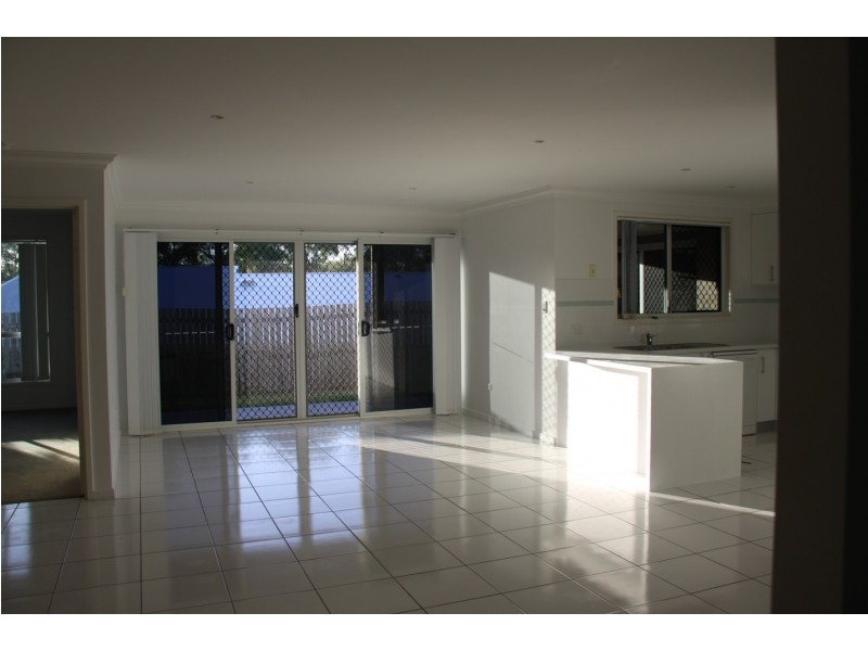 3 Glasshouse Place, Gladstone QLD 4680