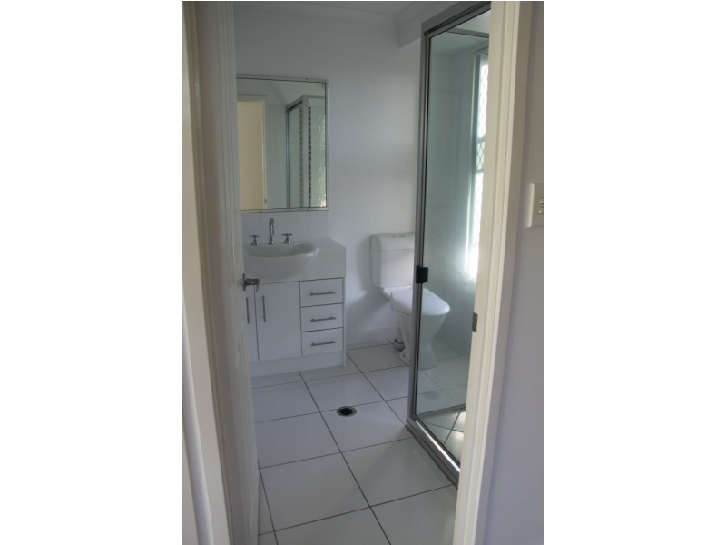 3 Glasshouse Place, Gladstone QLD 4680