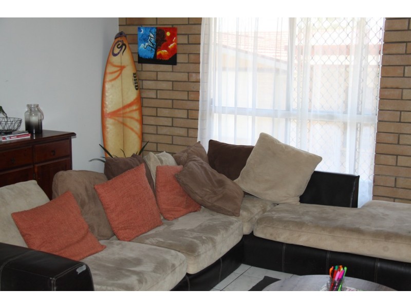 24 Yukana, Boyne Island QLD 4680